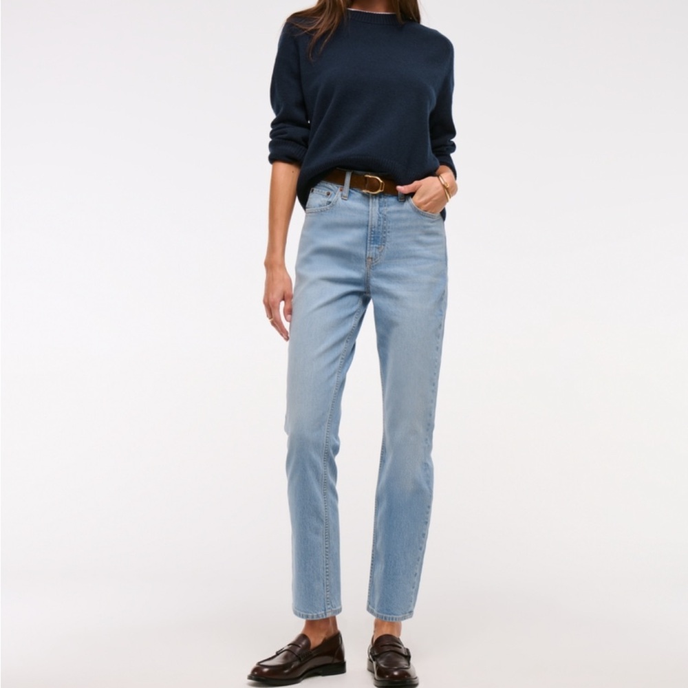 Abercrombie Ankle Straight Ultra High Rise Women's Jeans